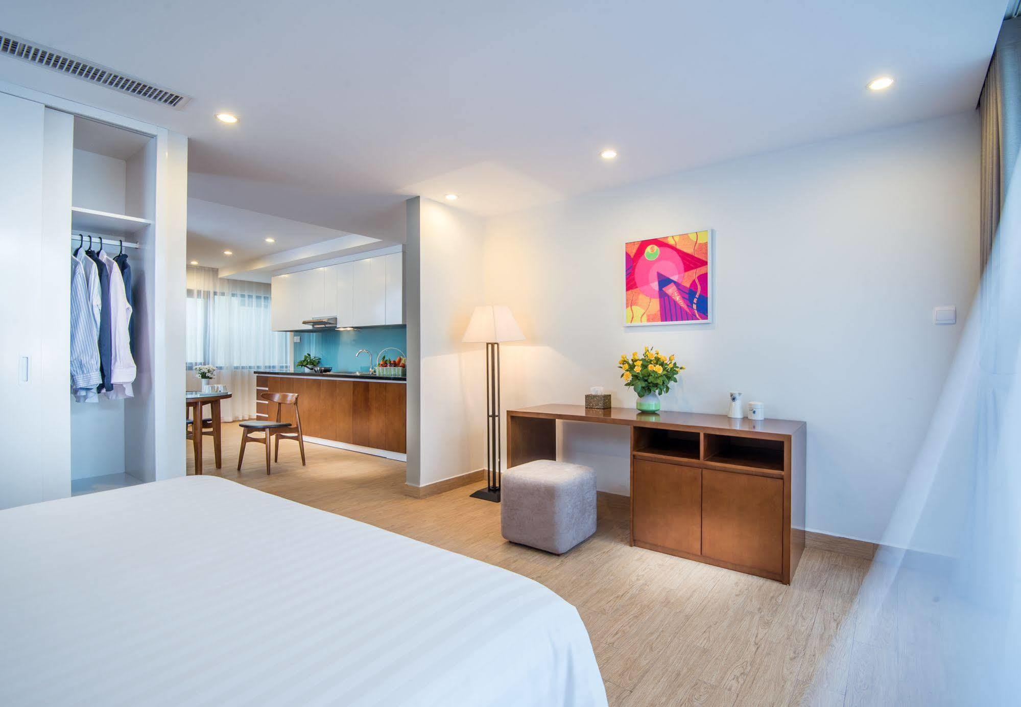 Dream Hotel&Apartment Hanoi Buitenkant foto